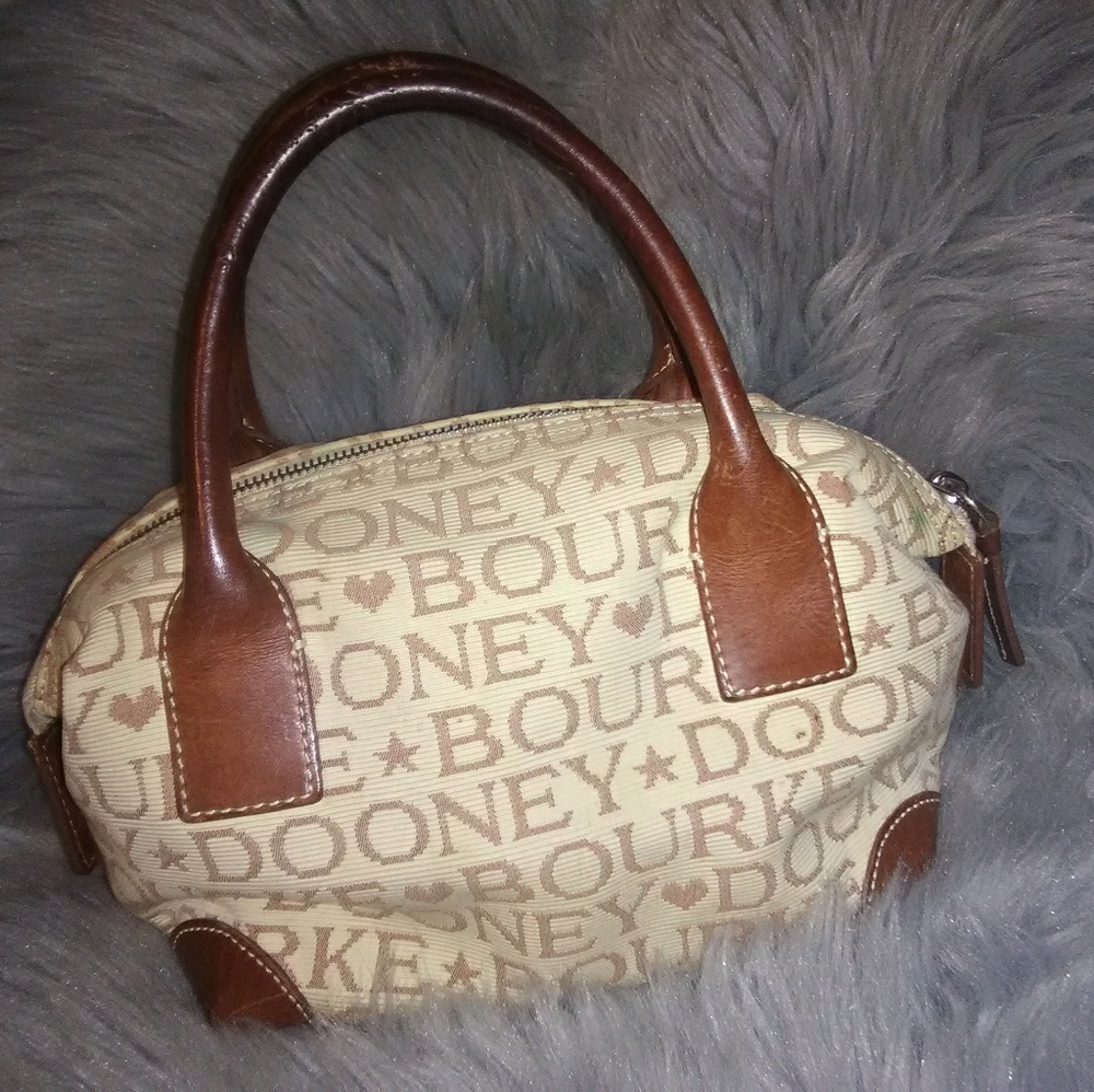 Small Dooney &Burke Purse